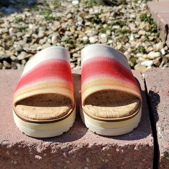 Vince Camuto Womans SPRING  wedge, nwot, 7m - Picture 2 of 6